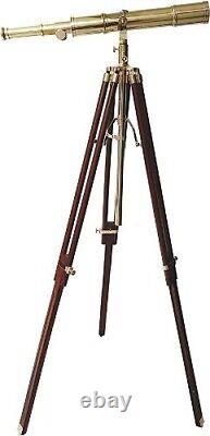 Télescope vintage royal sur trépied en bois massif brun avec télescope rétro en laiton
