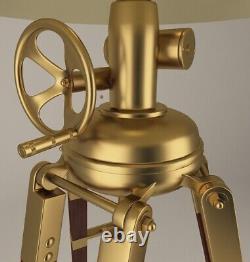 Traduisez ce titre en français: Lampe sur pied en bois marron solide vintage de style marin royal nautique