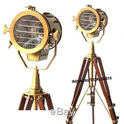 Vintage Brass Nautique Searchlight Spotlight Lampadaire En Bois Trépied Lumière