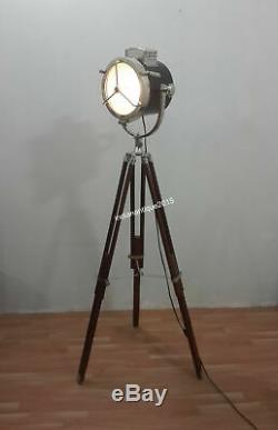 Vintage Spotlight Moderne Rechercher Lampadaire En Finition Chrome Avec Brown Avec Trépied