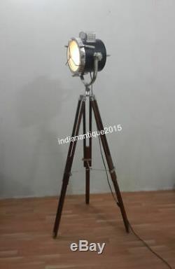 Vintage Spotlight Moderne Rechercher Lampadaire En Finition Chrome Avec Brown Avec Trépied