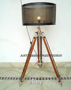 Vintage Trépied Floor Lamp Shade Trépied Chrome Noël En Bois Pied Avec Abat-jour