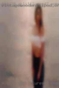 AKLittlures42 women who will fuck